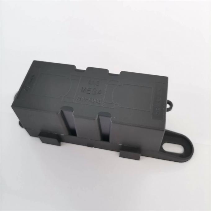 El fusible de enchufe plano del medio automotriz del fusible de DC80V Dissmann empernó el fusible de cerámica hecho en China