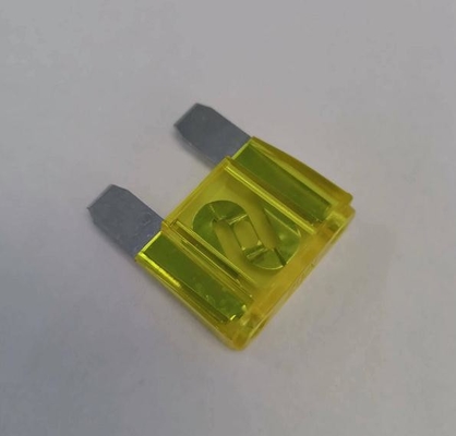 Fusible de cuchilla automotriz de DC32V 20A, fusible de bajo voltaje certificado por UL