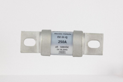 Fusible de cerámica del vehículo eléctrico, perno en la tubería principal del fusible diseñado para el cargador de EV