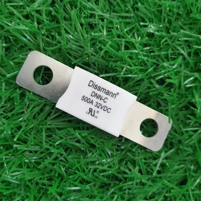 El enchufe plano del medio automotriz del fusible de DC80V Dissmann empernó de cerámica