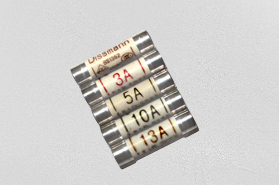 El estándar británico de Bs1362 3a funde a ASTA Certificate Ceramic Tube Material