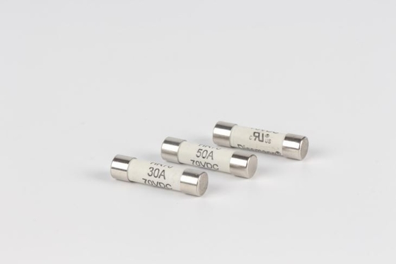 El semiconductor de la comunicación de HR70 5G funde la interrupción de 2.5KA 70VDC