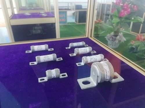 La UL de cerámica híbrida del reemplazo de los fusibles DC750V de EV DC20KA certificó